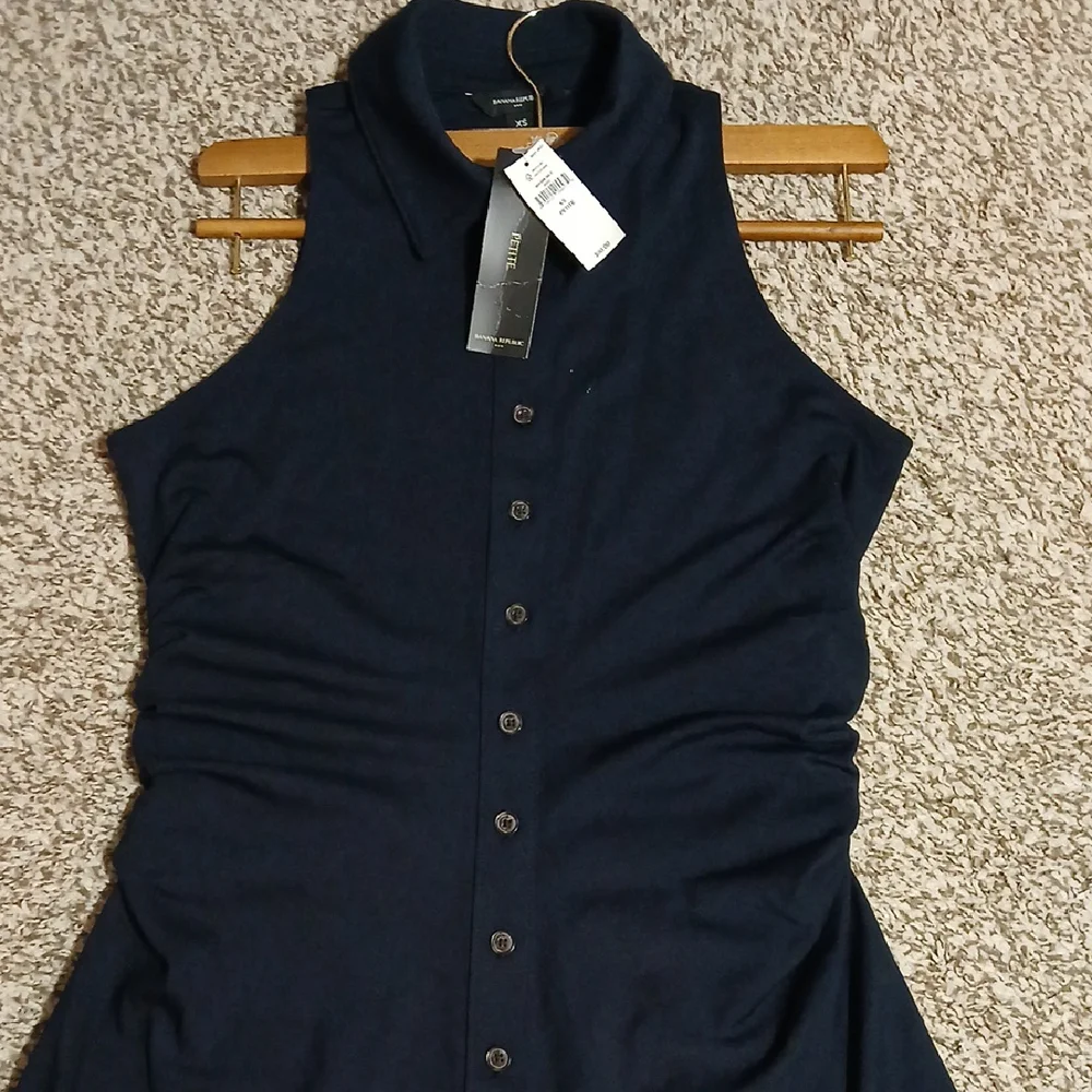 Elegant Navy Sleeveless Dress - Picture 4 of 14